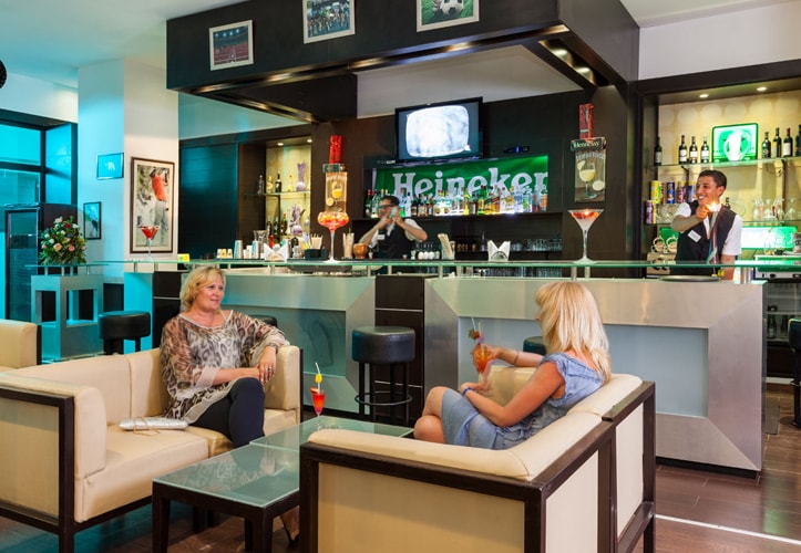 Magic Hotel El Manar-Traveltodo